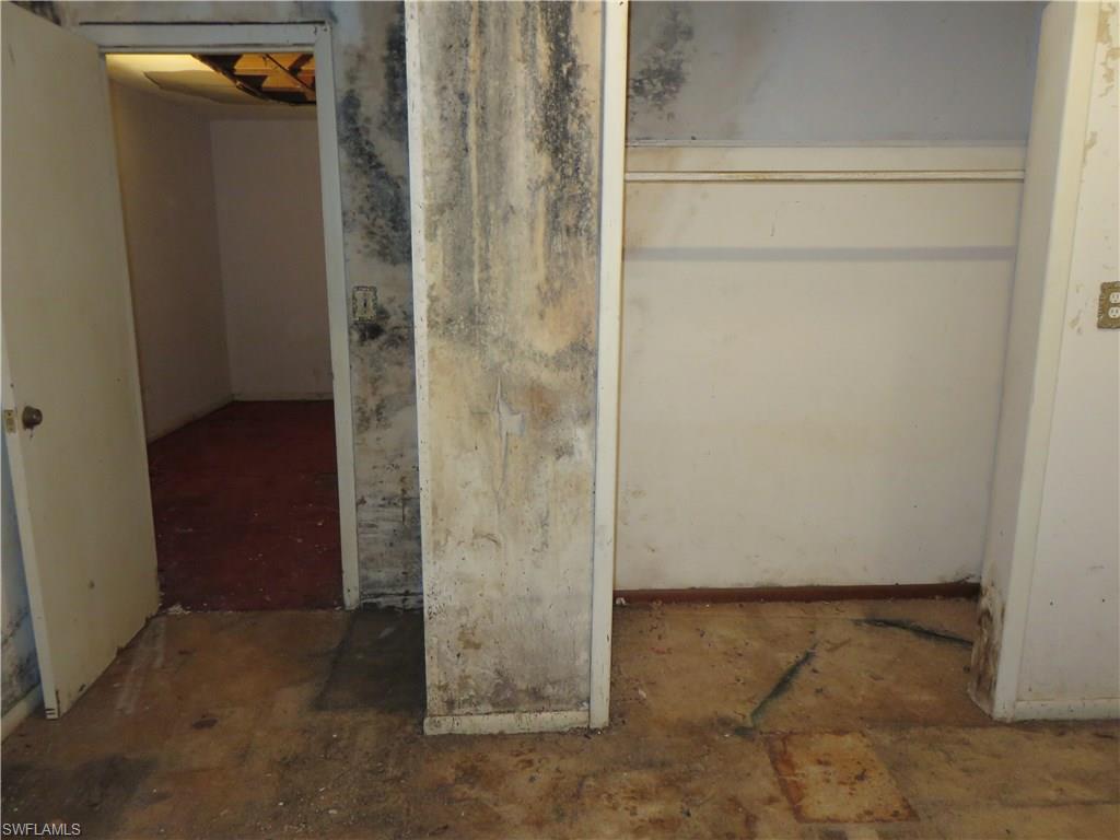 FORT MYERS SHORES - Residential