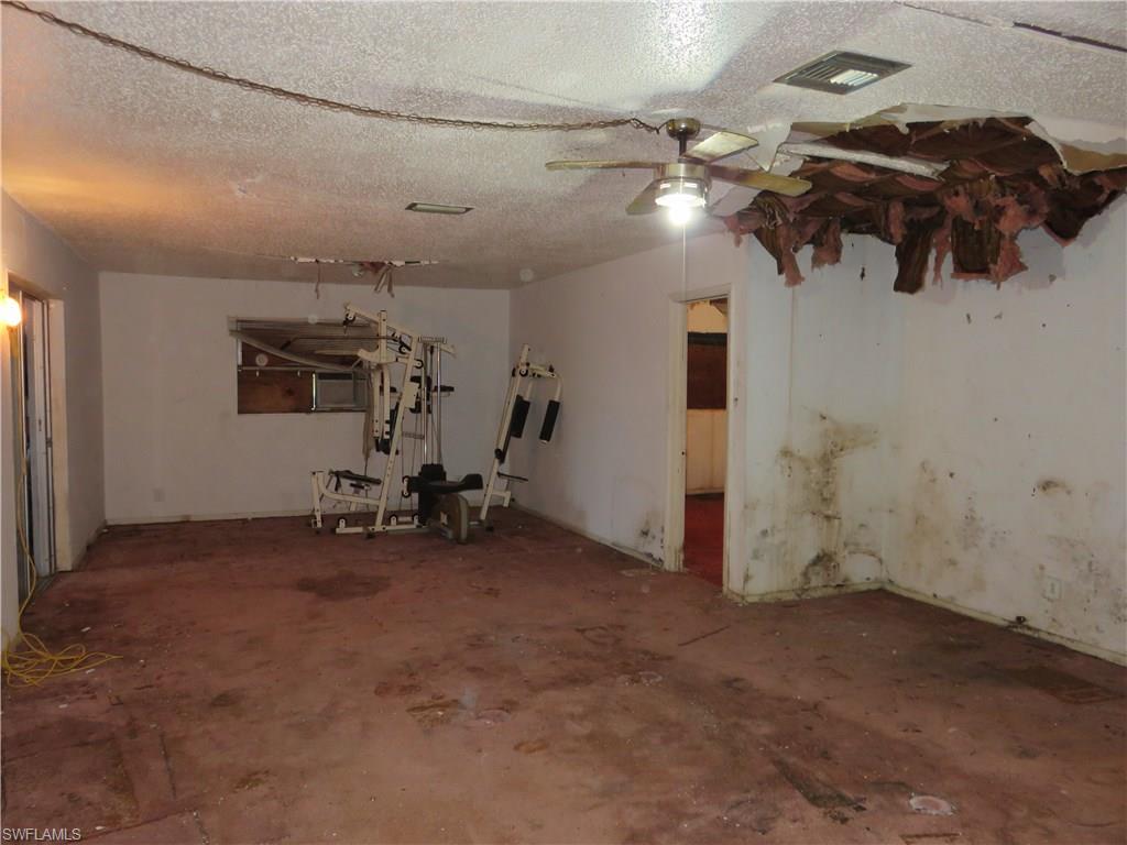 FORT MYERS SHORES - Residential