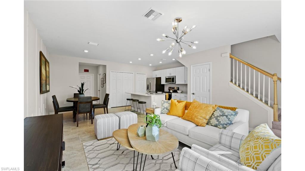 PORTICO - Residential