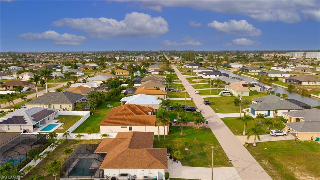 CAPE CORAL - Residential