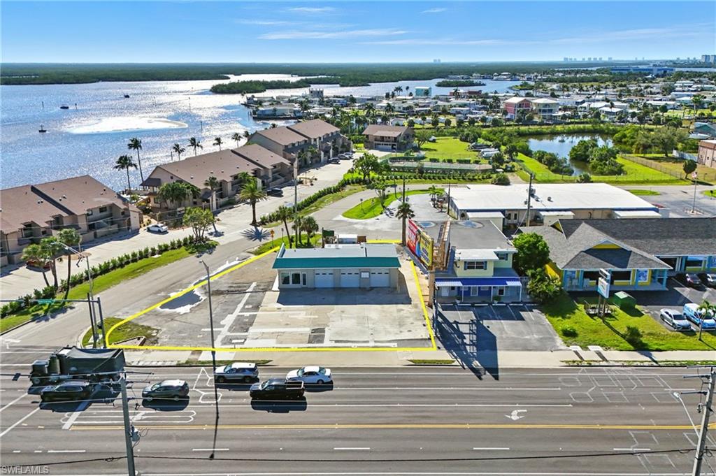 19003 San Carlos BLVD