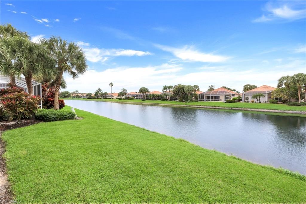 VILLAGE WALK - Residential