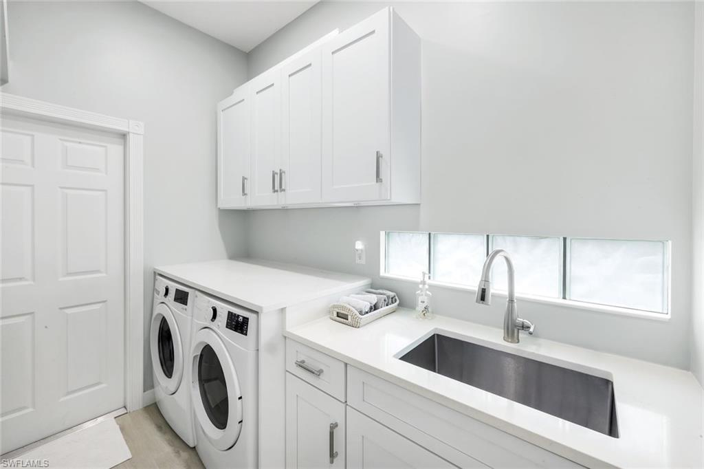 VILLAGE WALK - Residential