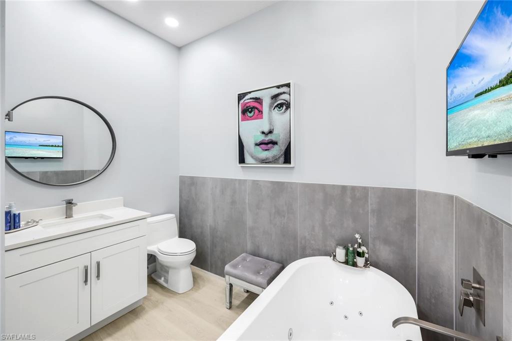 VILLAGE WALK - Residential