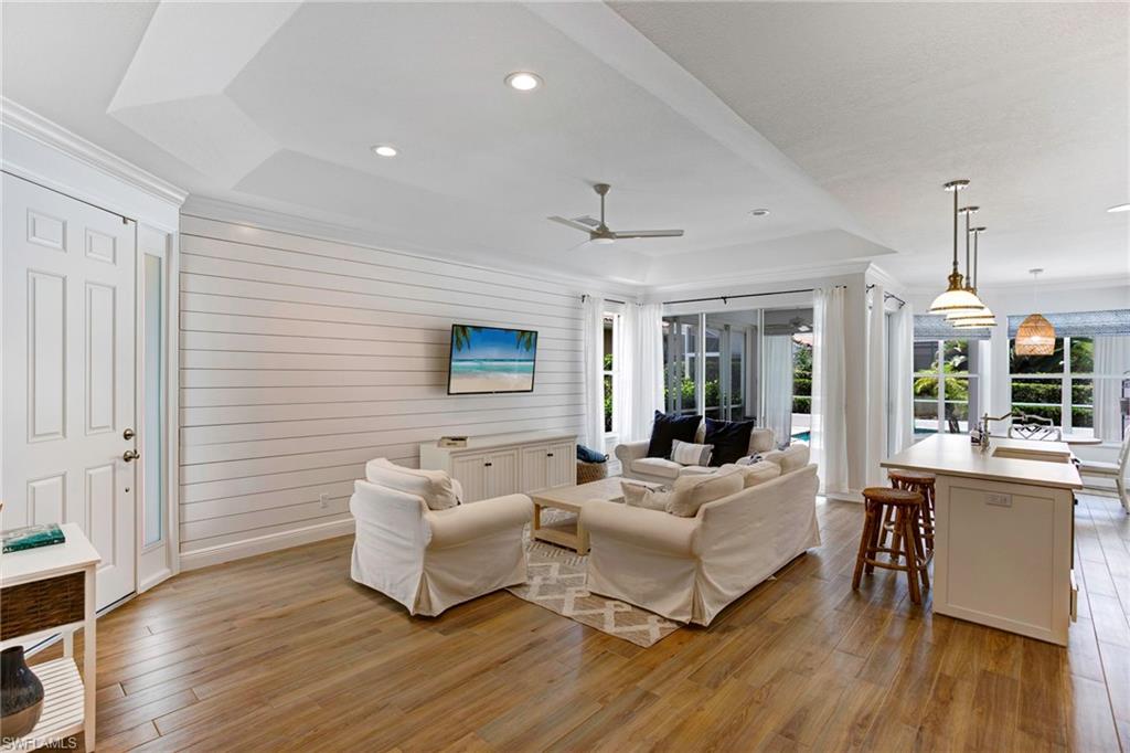 SONOMA LAKE - Residential