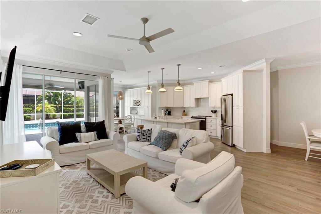 SONOMA LAKE - Residential