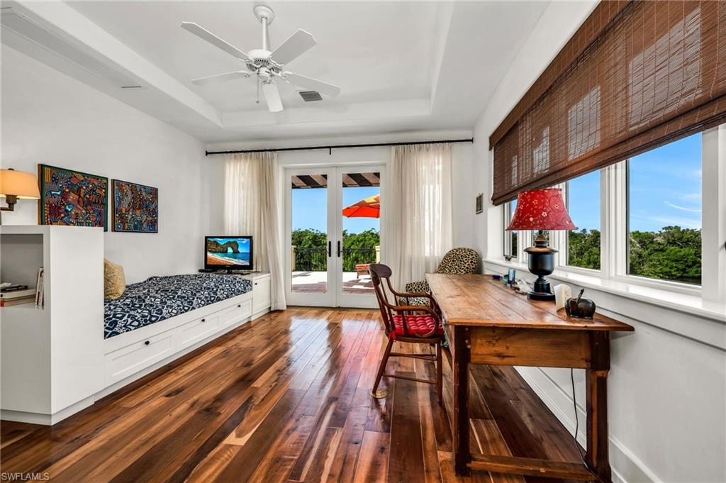 SOUTHPORT ON THE BAY - Residential