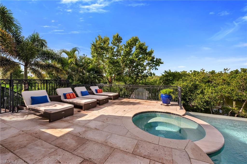 SOUTHPORT ON THE BAY - Residential