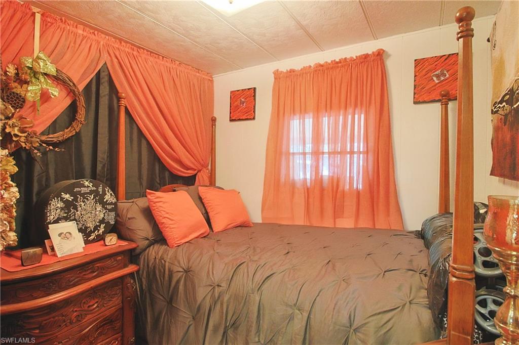 OAK PARK VILLAGE CO-OP INC - Residential