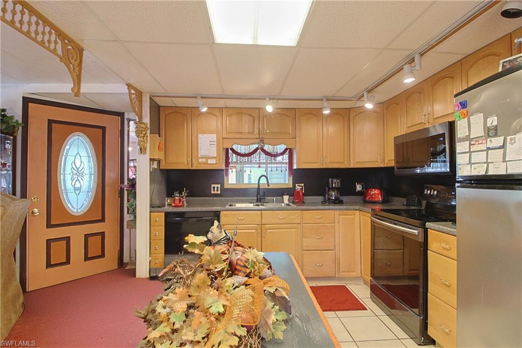 OAK PARK VILLAGE CO-OP INC - Residential