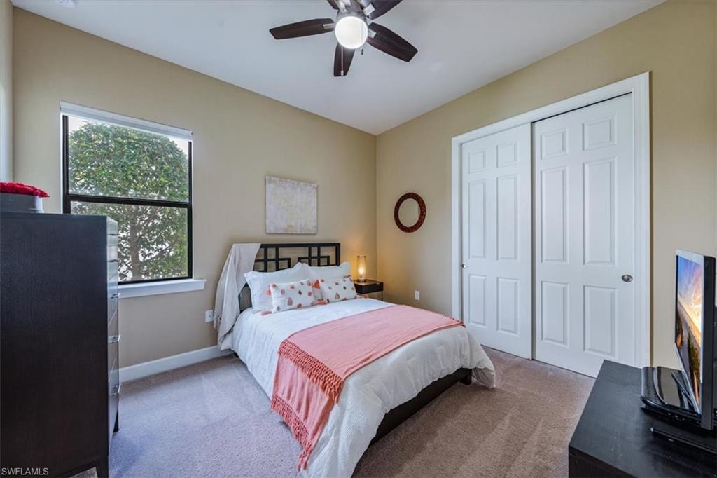 CAMDEN LAKES - Residential