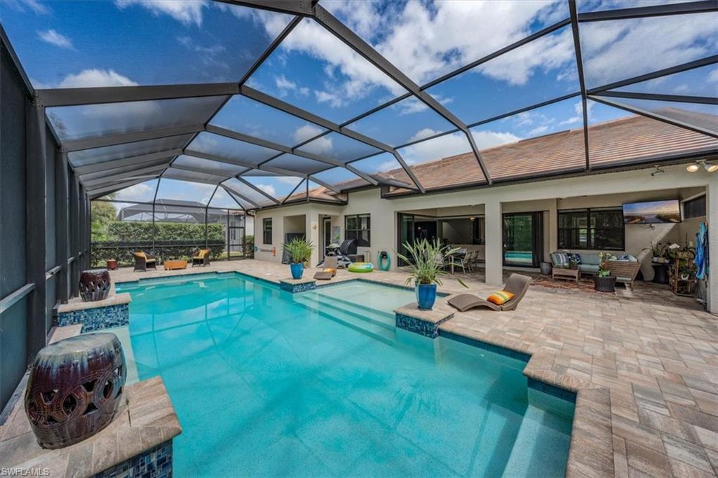 CAMDEN LAKES - Residential