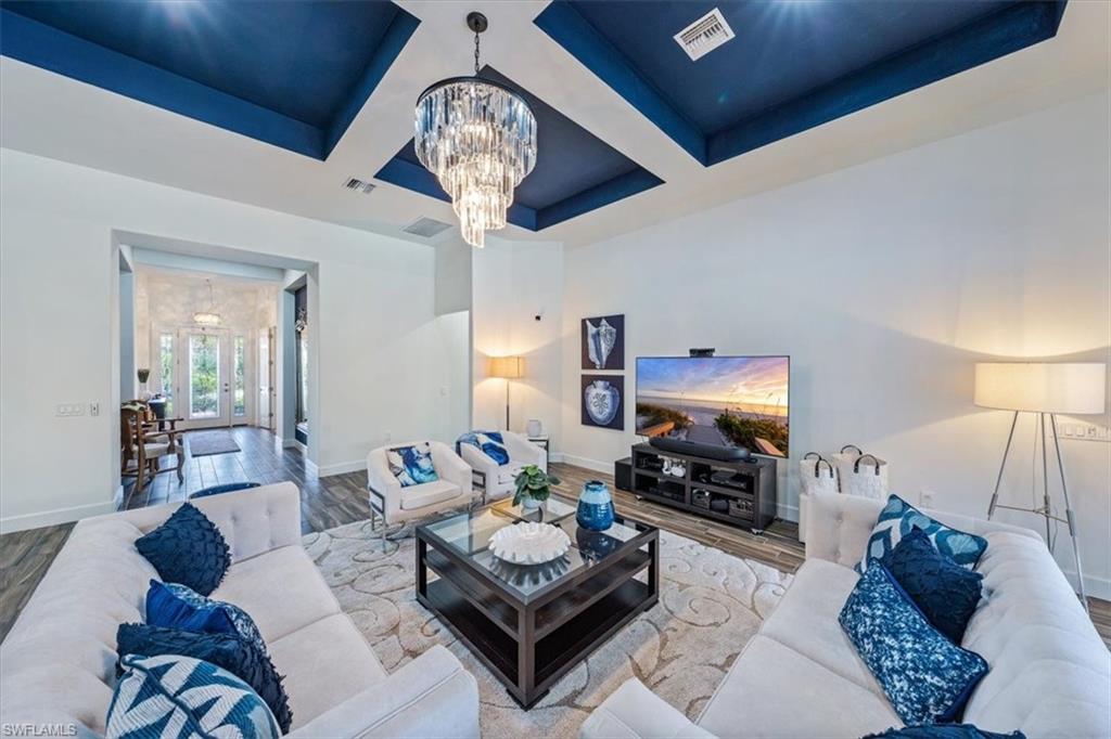 CAMDEN LAKES - Residential