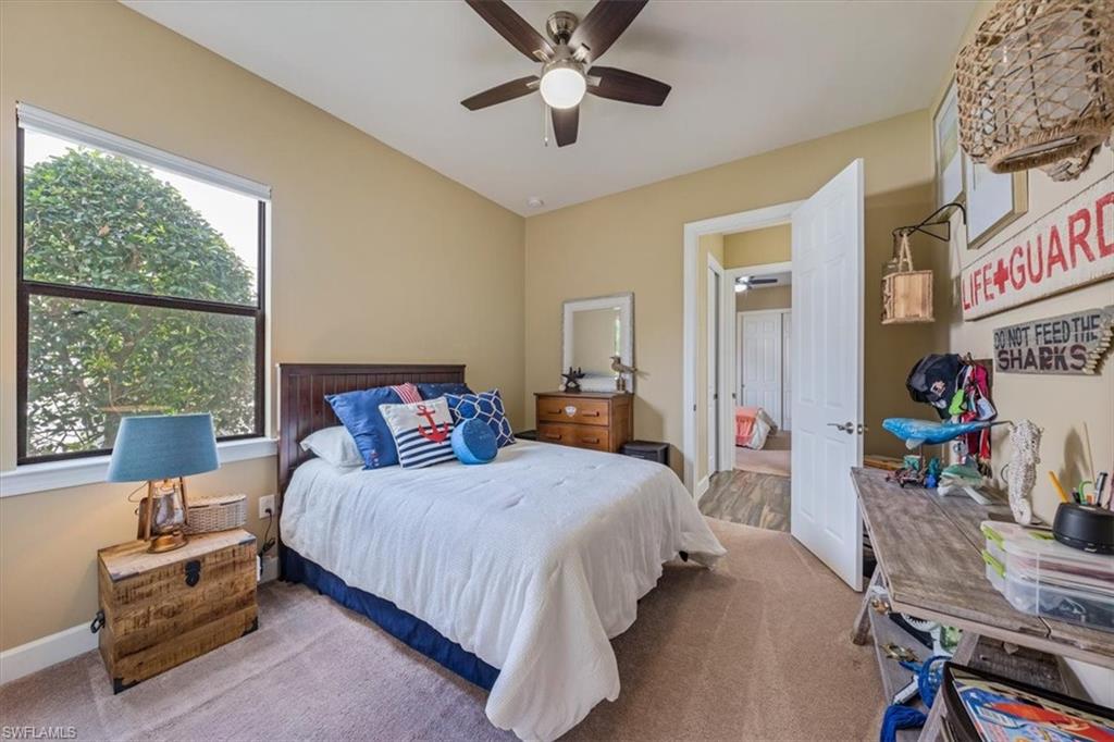 CAMDEN LAKES - Residential