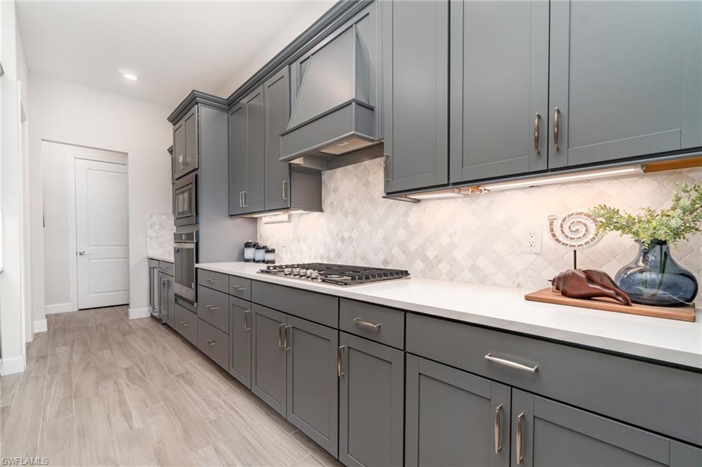 DEL WEBB OAK CREEK - Residential