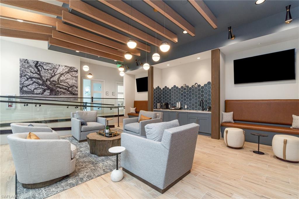 DEL WEBB OAK CREEK - Residential