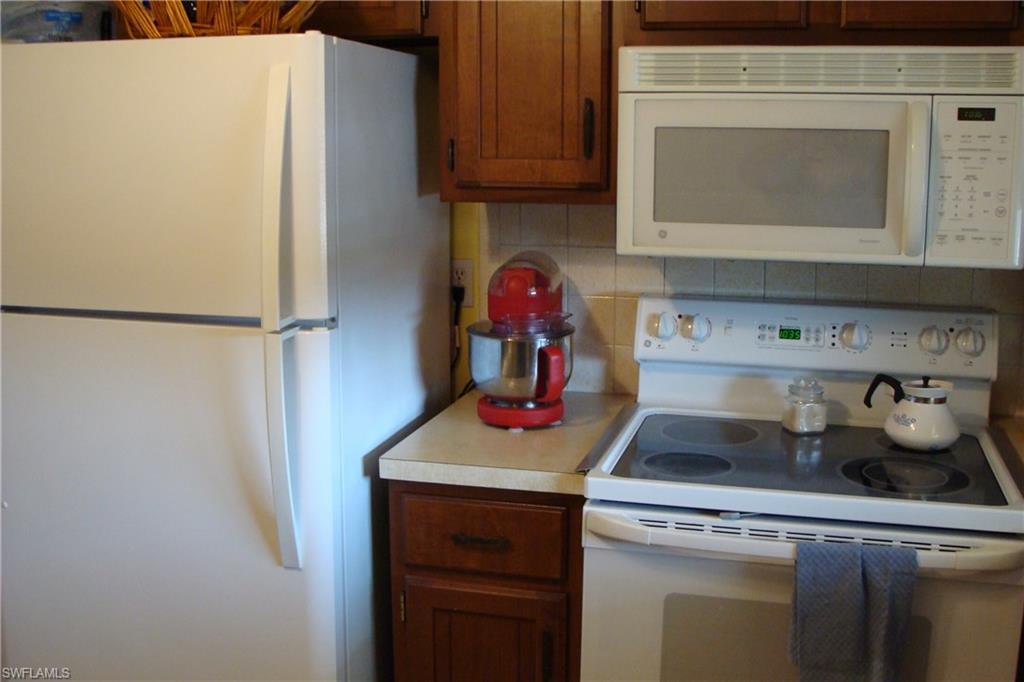 CORONADO MANOR CONDO - Residential