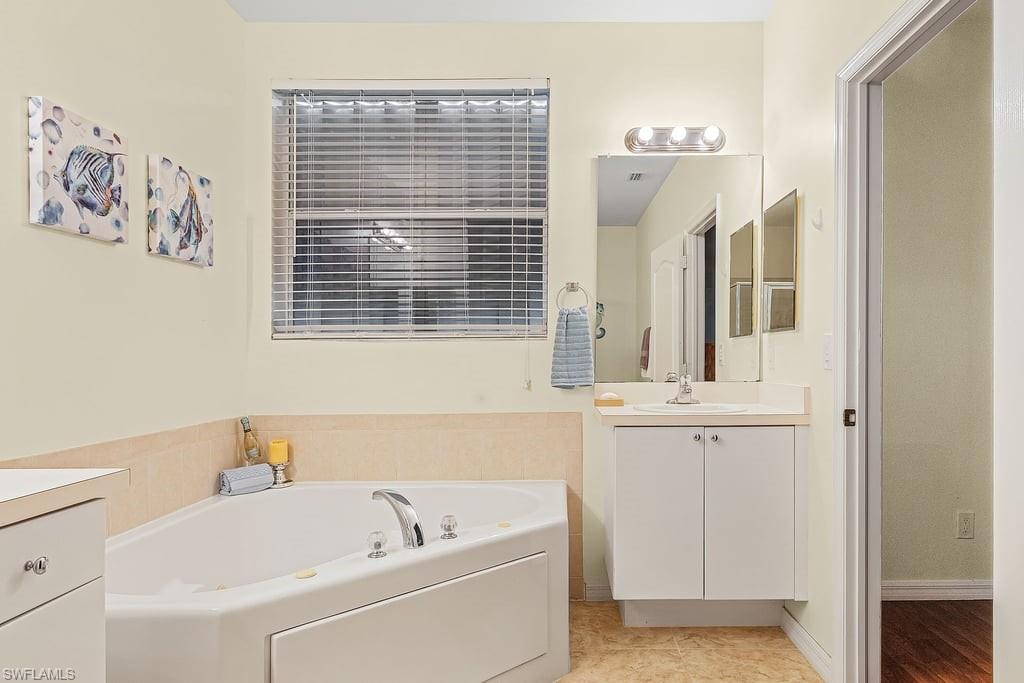 CORAL LAKES - Residential Lease