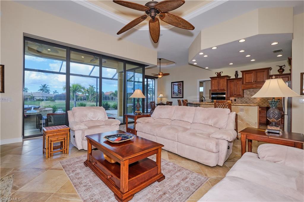 CAPE ROYAL - Residential