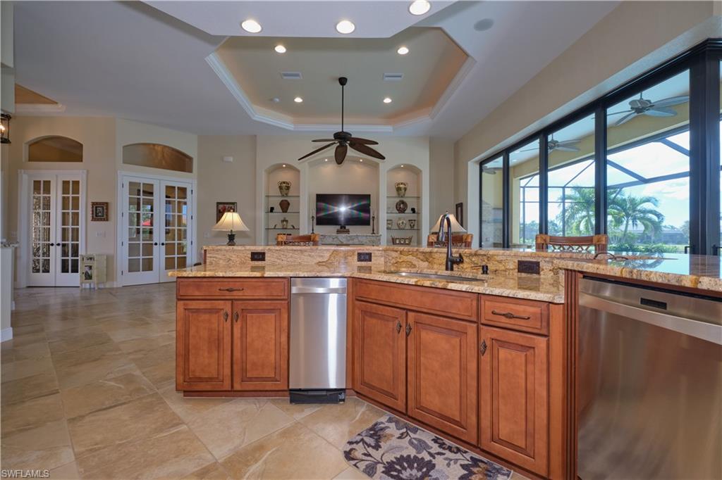 CAPE ROYAL - Residential