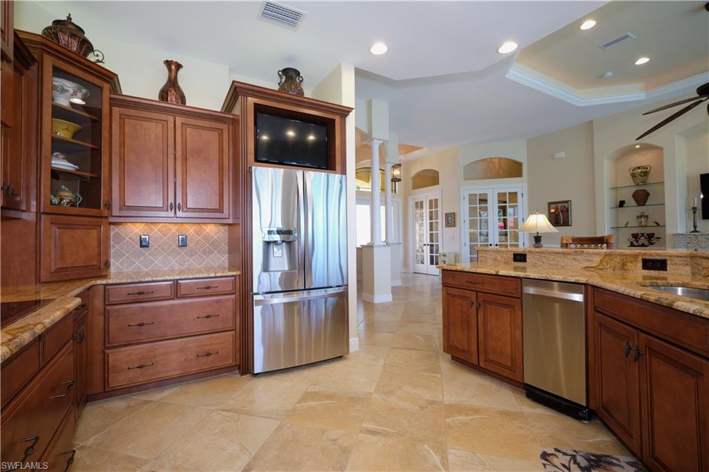 CAPE ROYAL - Residential