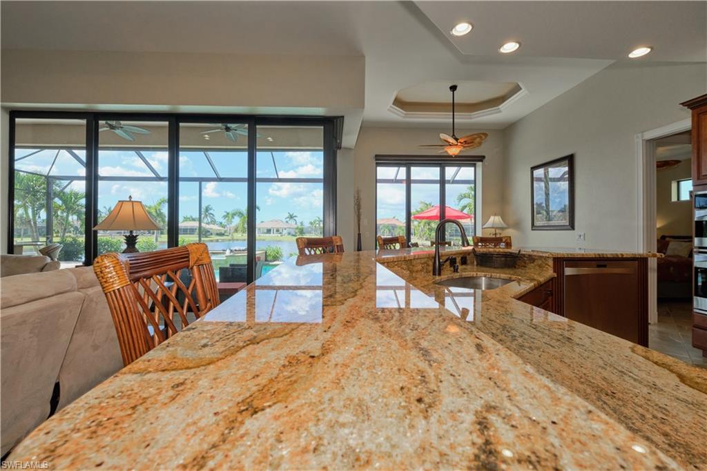 CAPE ROYAL - Residential