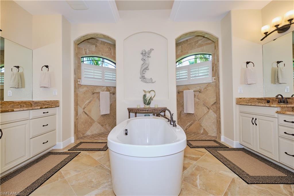 CAPE ROYAL - Residential