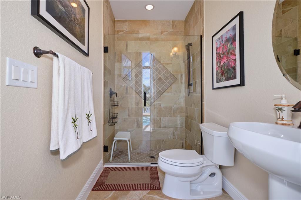 CAPE ROYAL - Residential