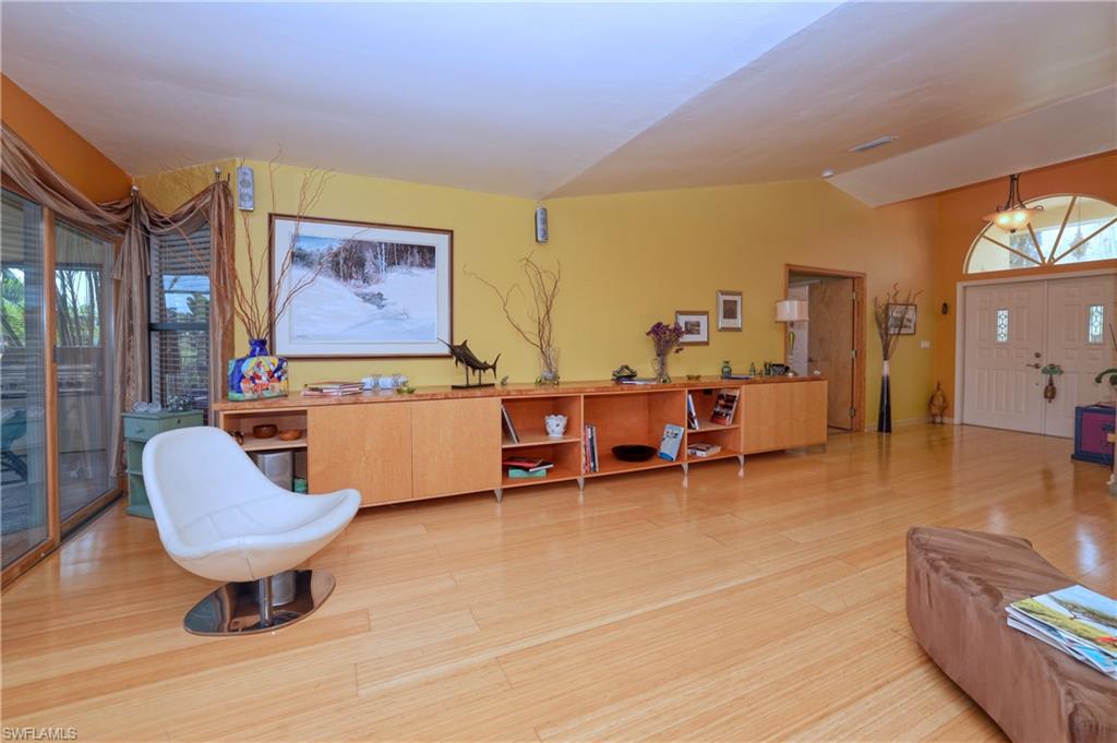 EAGLE RIDGE - Residential