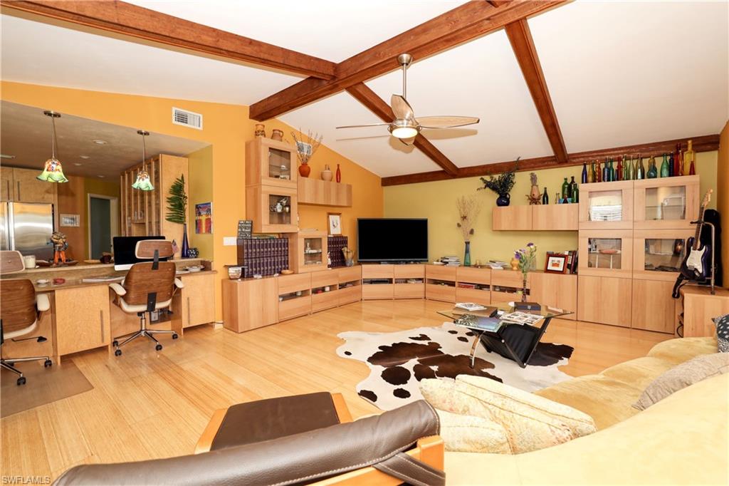 EAGLE RIDGE - Residential