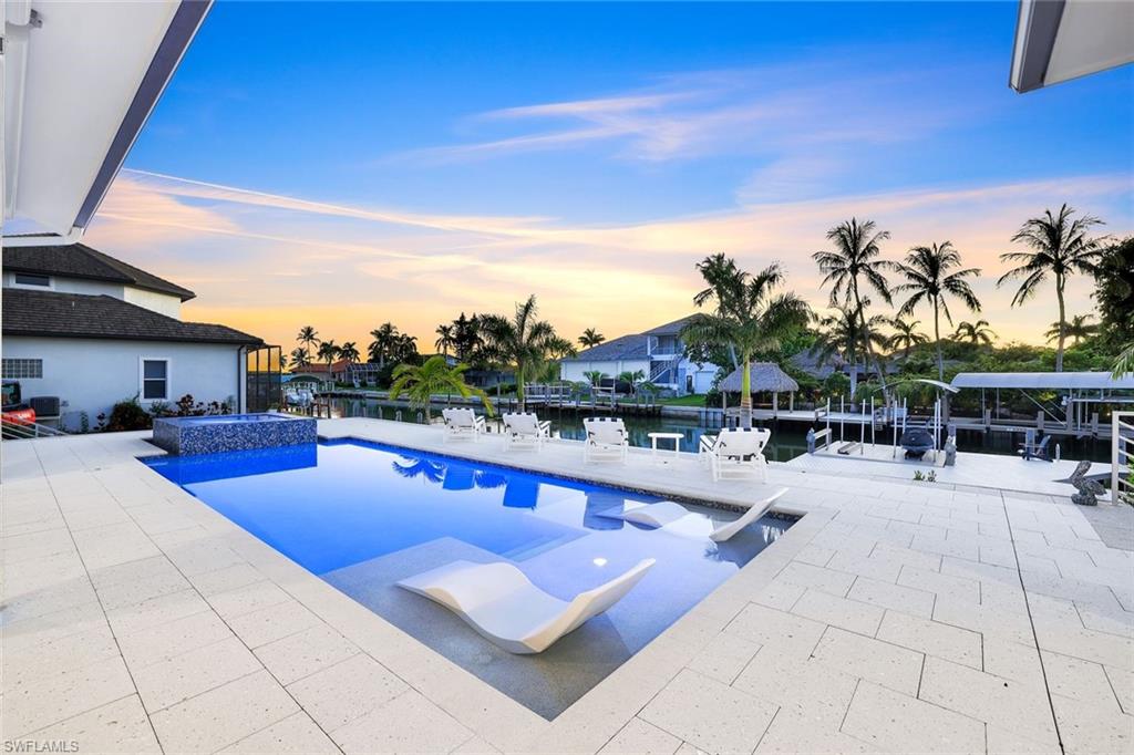 MARCO ISLAND - Residential
