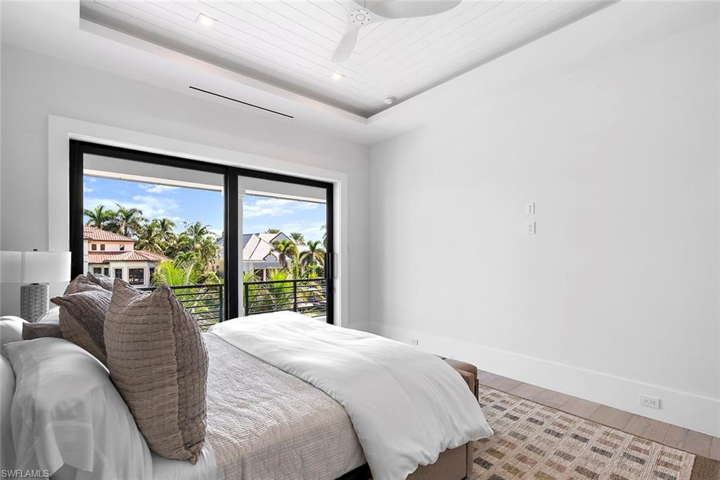 AQUALANE SHORES - Residential