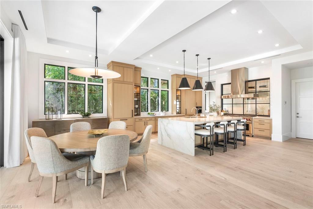 AQUALANE SHORES - Residential