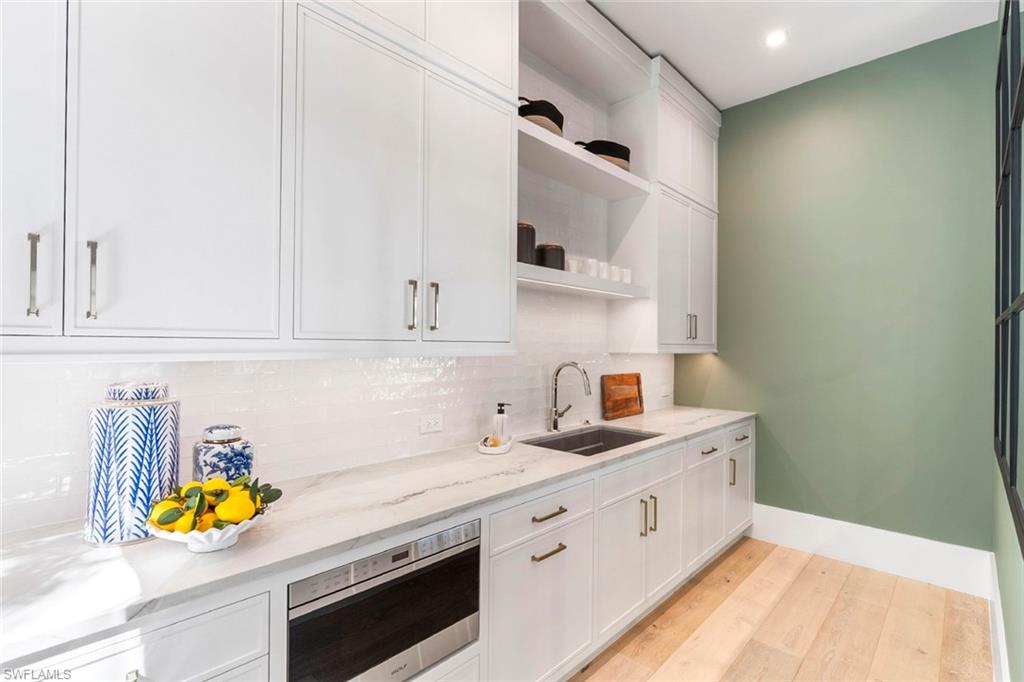 AQUALANE SHORES - Residential