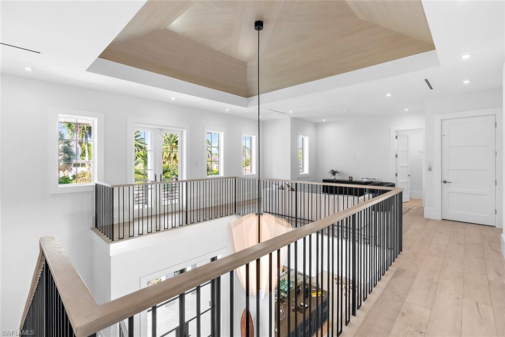 AQUALANE SHORES - Residential