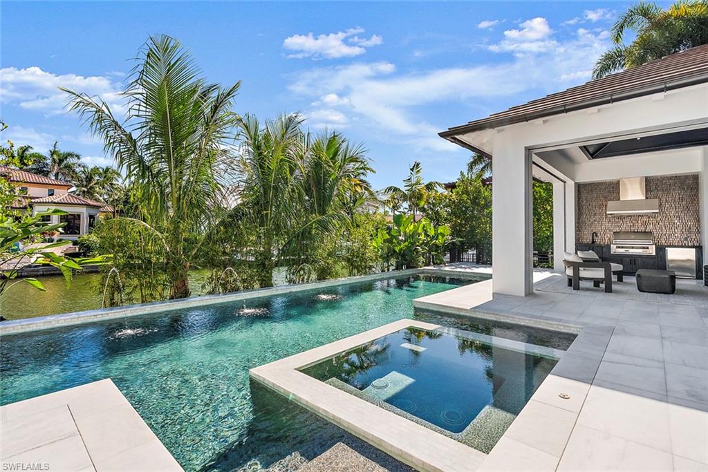 AQUALANE SHORES - Residential