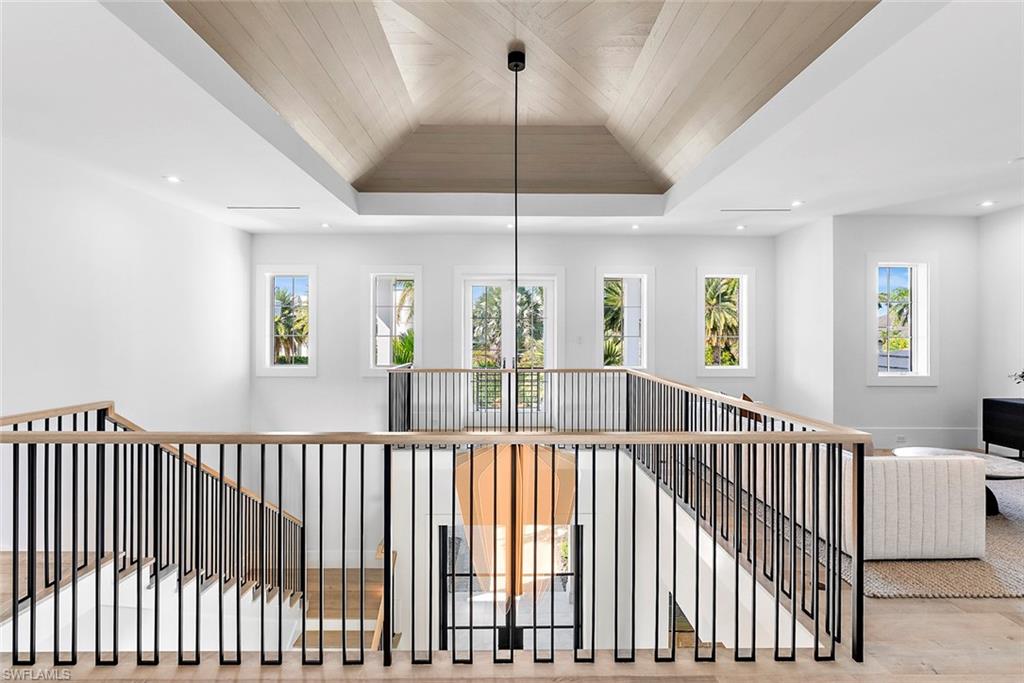 AQUALANE SHORES - Residential