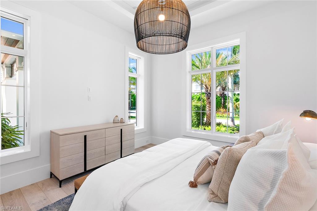 AQUALANE SHORES - Residential