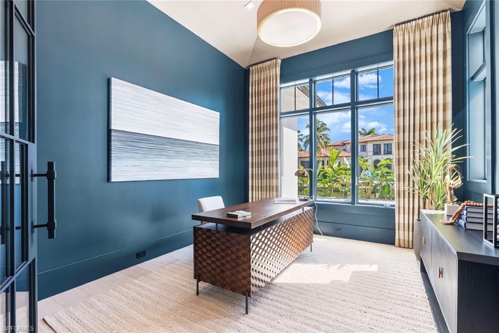 AQUALANE SHORES - Residential