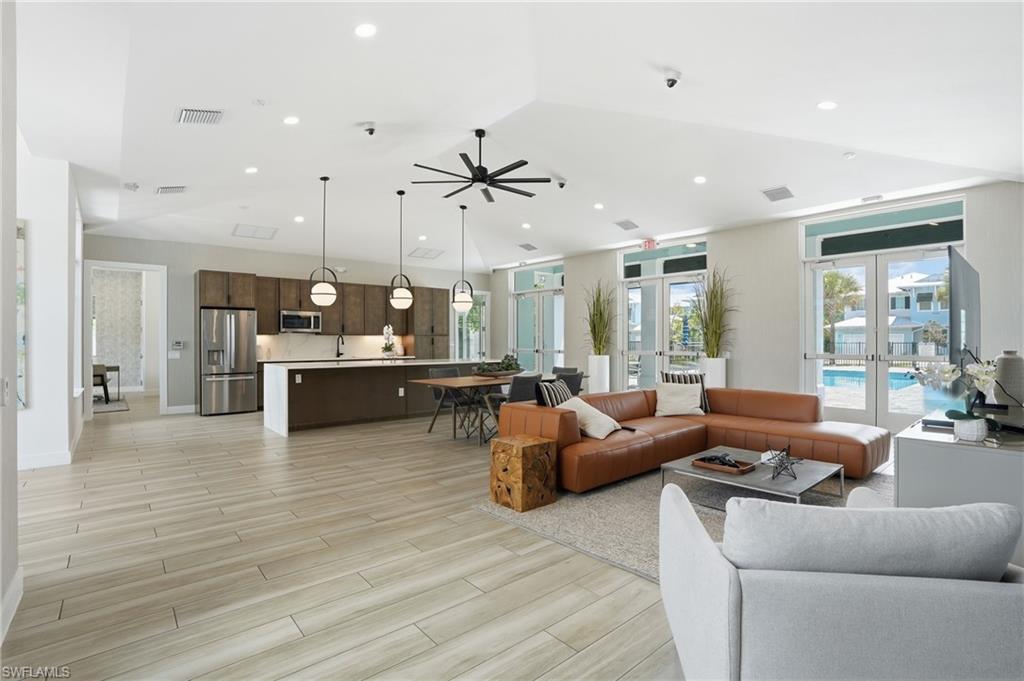 VILLA MAR BONITA BEACH - Residential