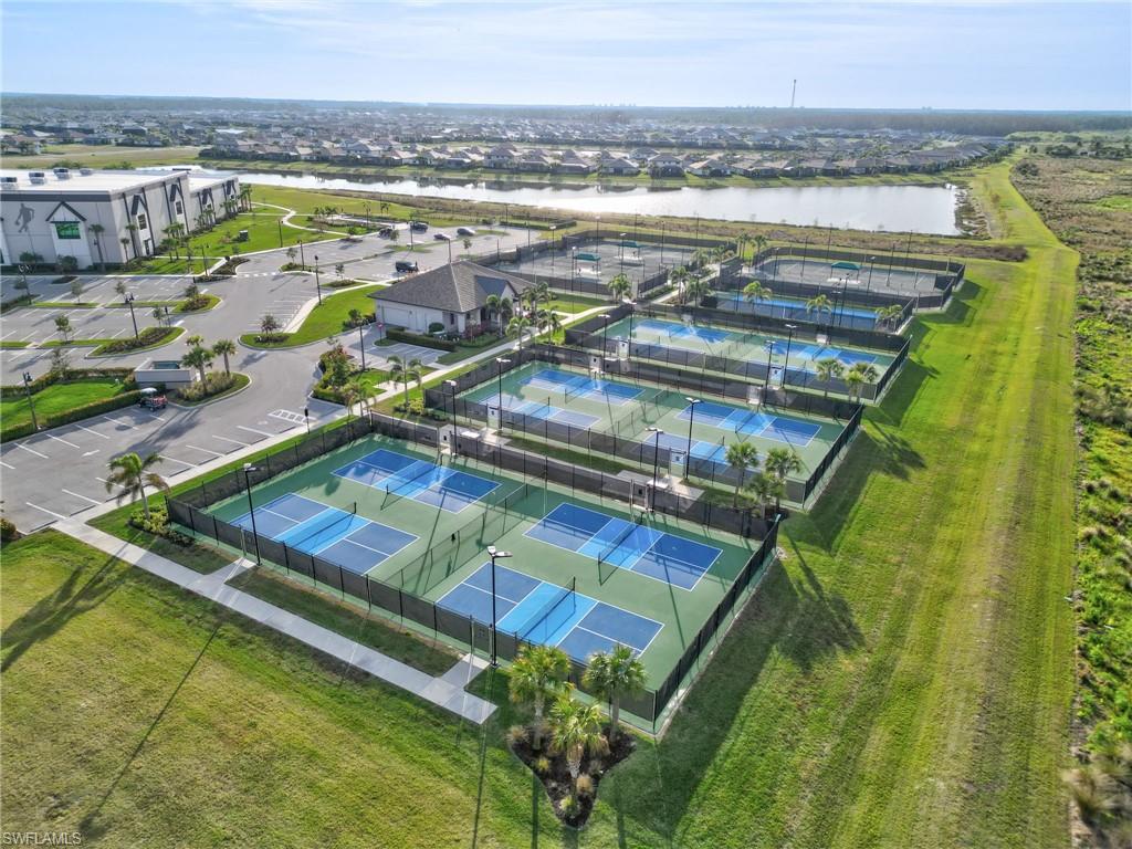 VERDANA VILLAGE - Residential