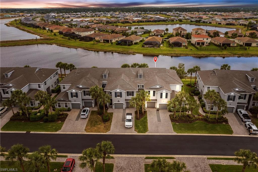 ASHTON OAKS - Residential