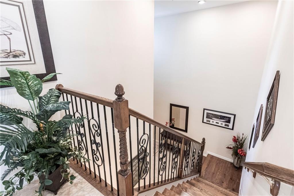 ASHTON OAKS - Residential