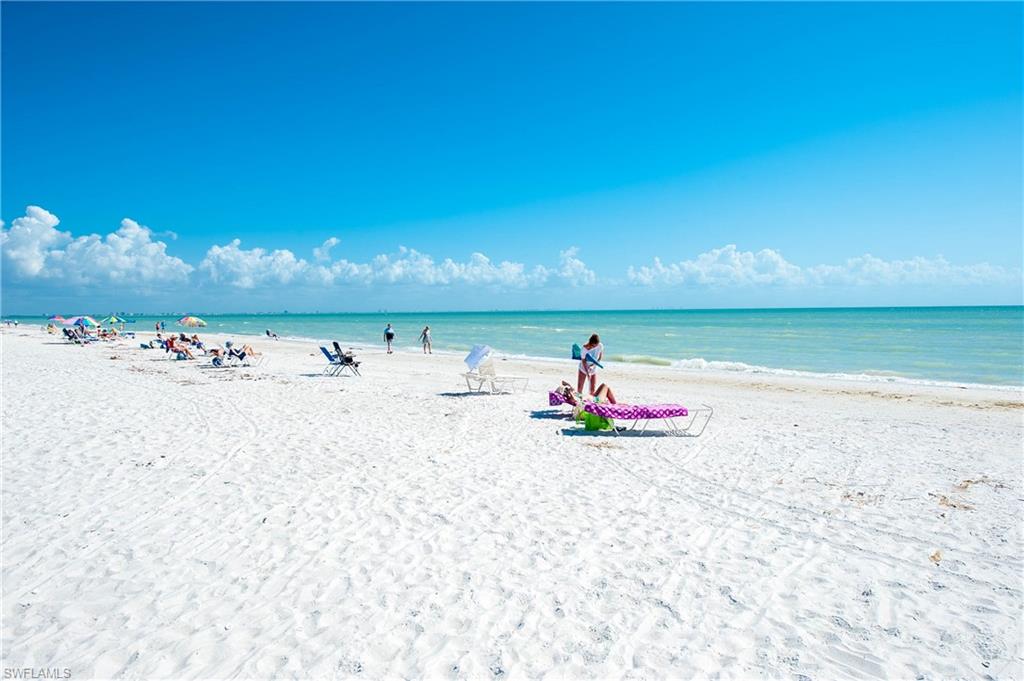 SANIBEL MOORINGS CONDO - Residential