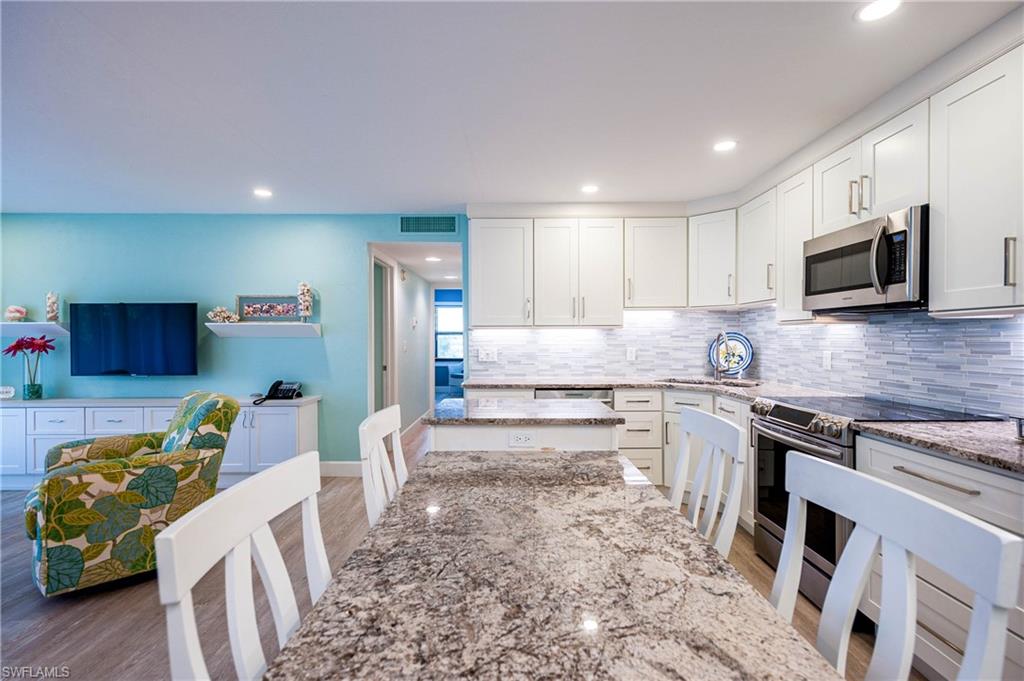 SANIBEL MOORINGS CONDO - Residential