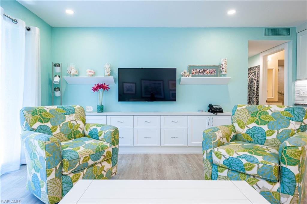 SANIBEL MOORINGS CONDO - Residential