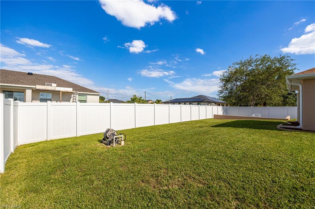CAPE CORAL - Residential
