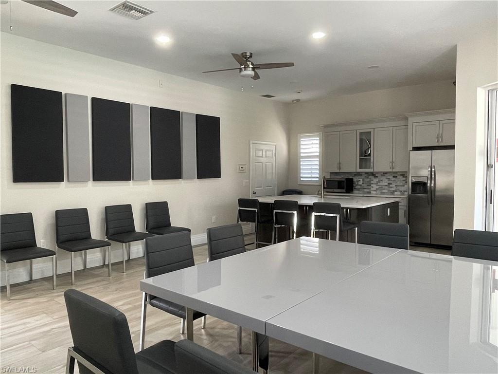 CEDAR RIDGE - Residential