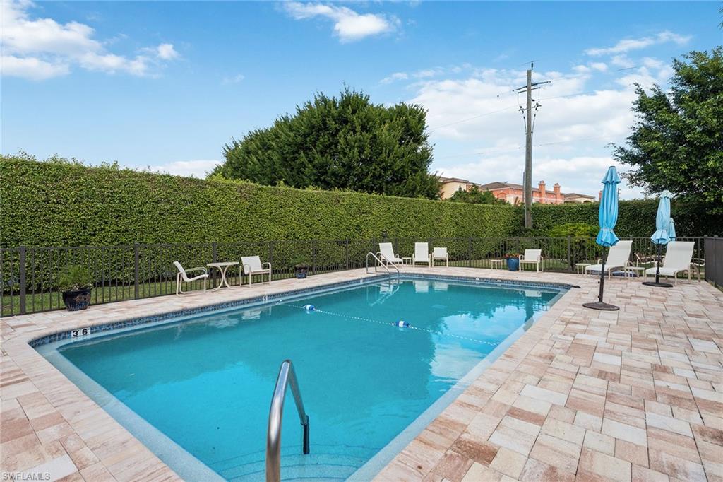 LEXINGTON AT PARK SHORE - Residential