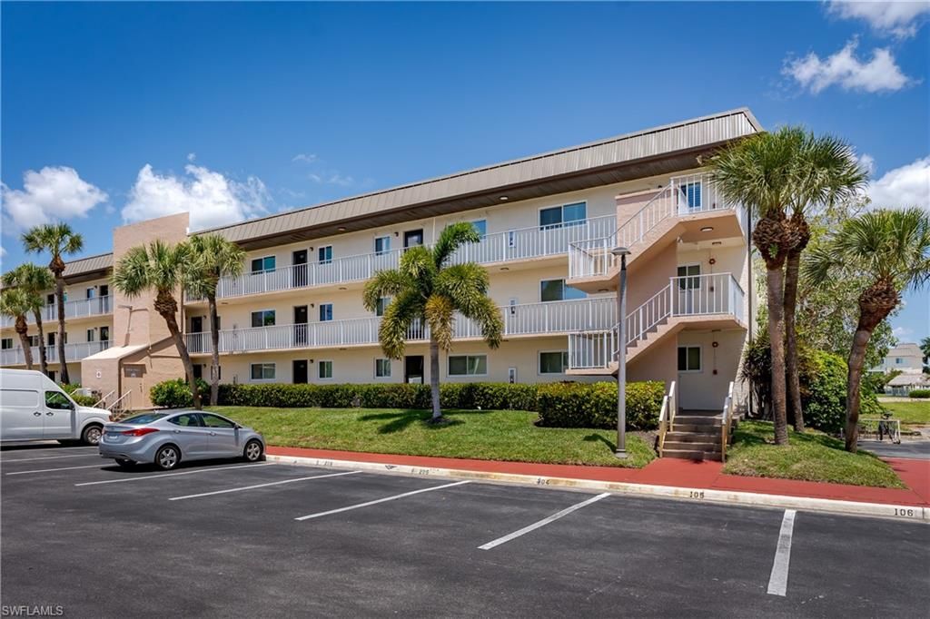 Photo of 1008 Manatee RD #G106, NAPLES, FL 34114 (MLS # 226017219)